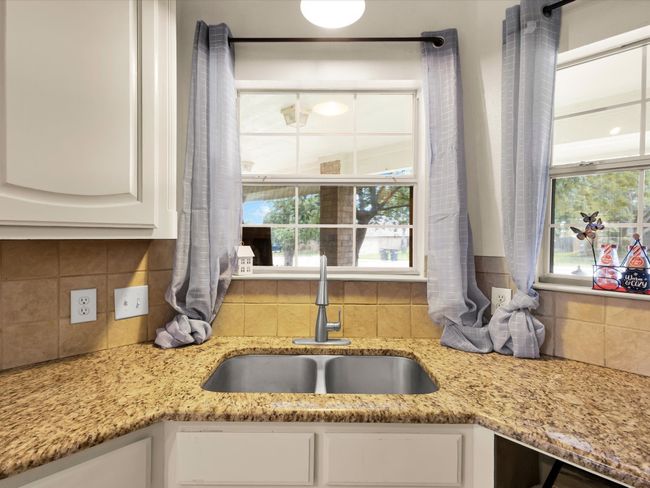 3401 Muleshoe Ln, House other with 2 bedrooms, 2 bathrooms and null parking in Fort Worth TX | Image 12