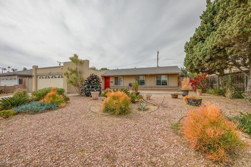 813 N Calle Circulo, Camarillo, CA, 93010 | Card Image