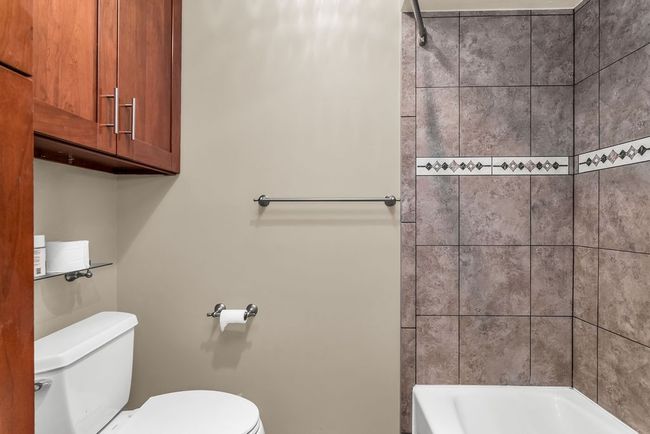 Bathroom with toilet | Image 23