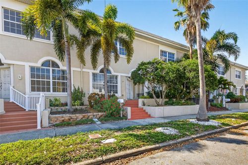 238 Columbia Dr, Tampa, FL, 33606-3723 | Card Image