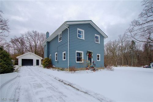 103 Turner Dr, Chardon, OH, 44024-1521 | Card Image