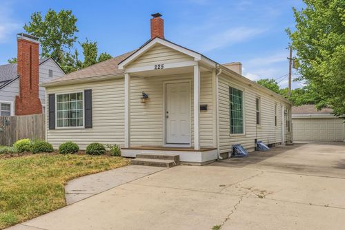 225 S Bleckley Dr, Wichita, KS, 67218-1521 | Card Image