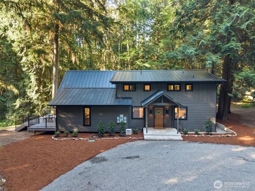 12930 Sw 204th St, Vashon, WA, 98070-5528 | Card Image