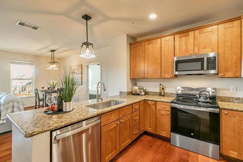 unit-217-1445 Fruitdale Ave, San Jose, CA, 95128-3273 | Card Image