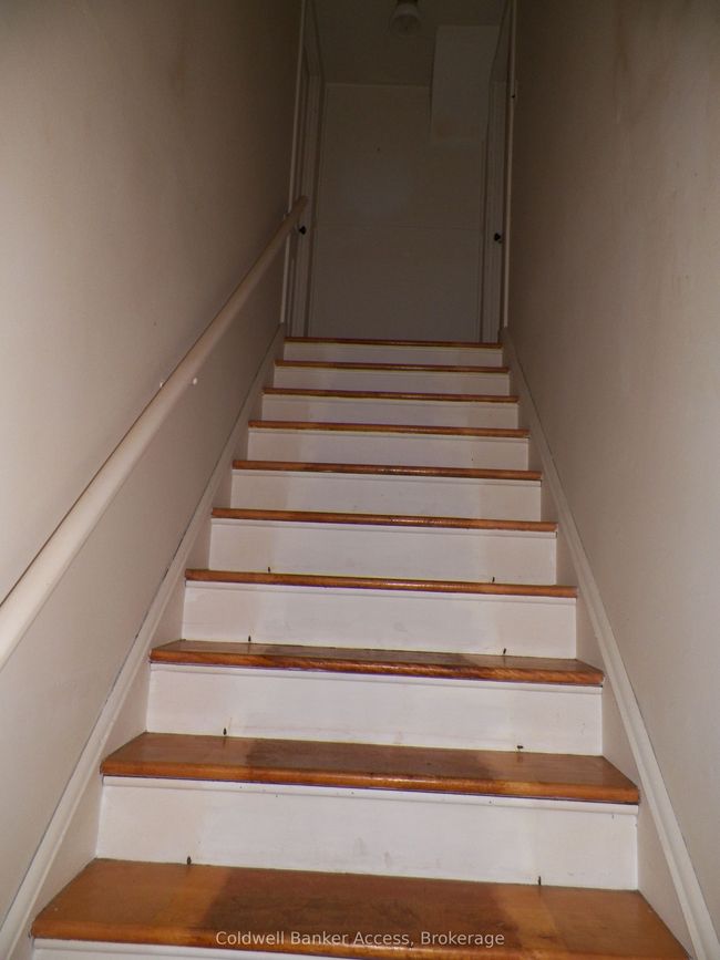 11 Laurentian St, House other with 4 bedrooms, 1 bathrooms and 2 parking in Deep River ON | Image 16