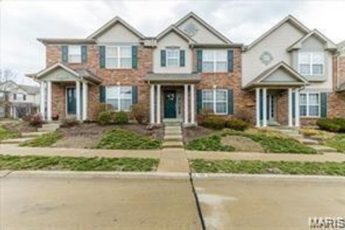 298 Vivaron Ave, Saint Charles, MO, 63303-4214 | Card Image