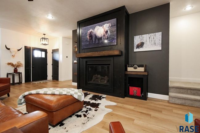 409 N Piper Dr, House other with 6 bedrooms, 3 bathrooms and null parking in Sioux Falls SD | Image 5