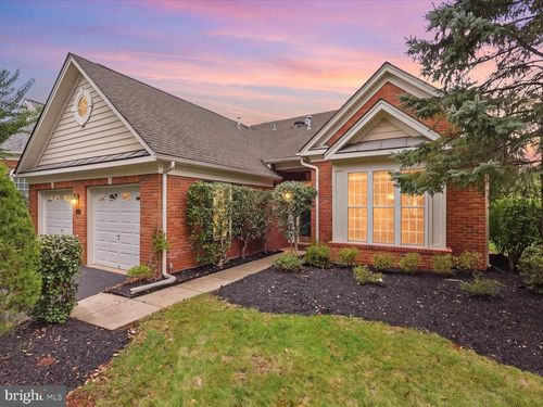 15584 Legacy Way, HAYMARKET, VA, 20169-6118 | Card Image