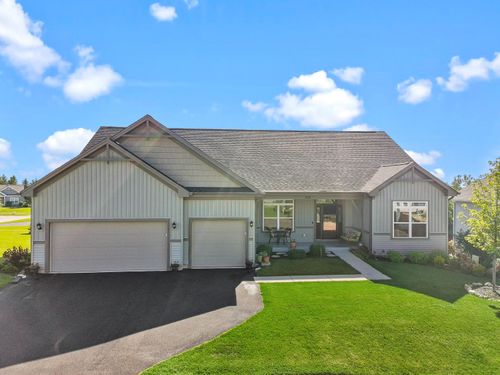 309 N Stone Ridge Dr, Lake Geneva, WI, 53147-6127 | Card Image