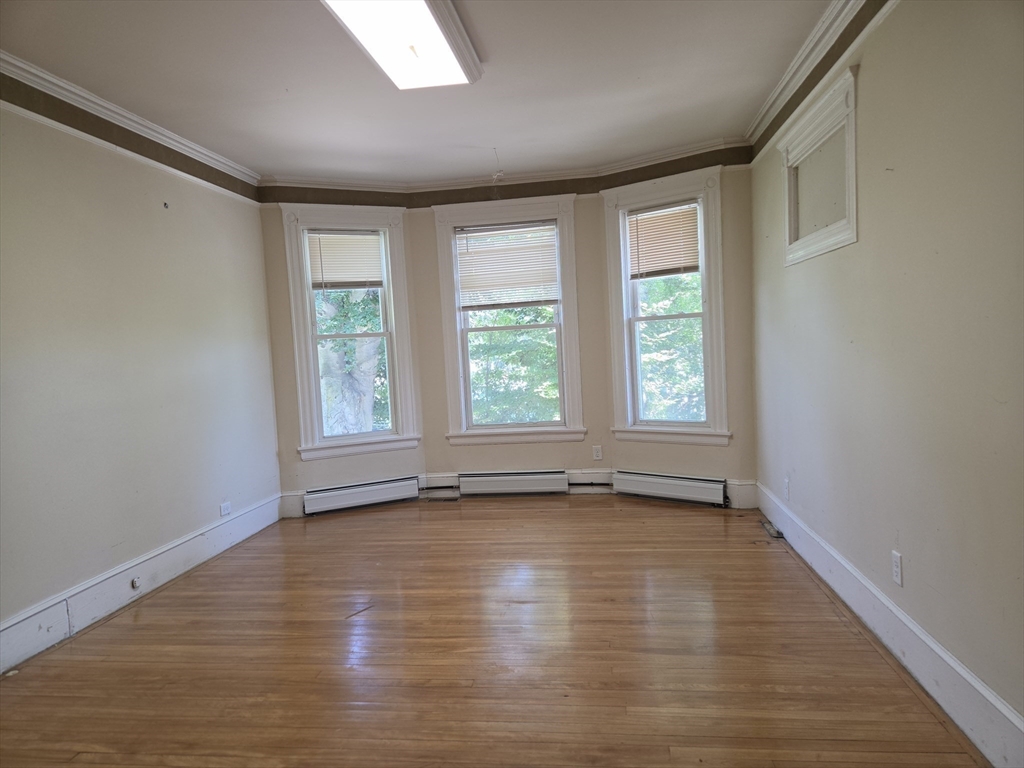 Residential Lease in Worcester 3