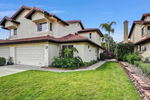 2334 Summerhill Dr, Encinitas, CA, 92024 | Card Image