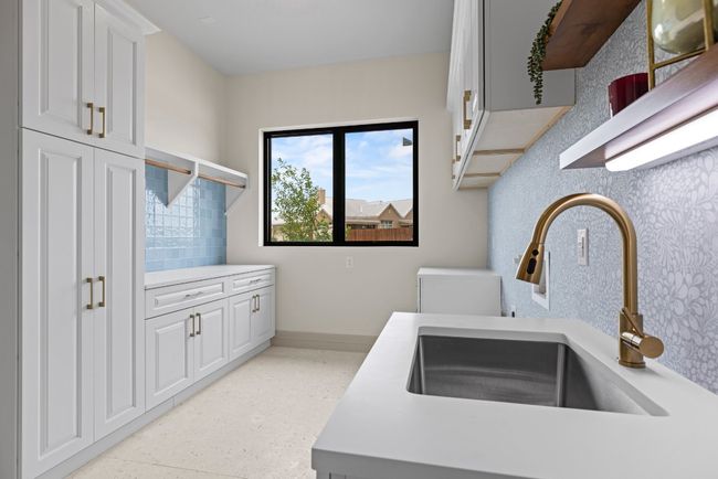 1318 Countryside Bnd, House other with 4 bedrooms, 5 bathrooms and 6 parking in Fredericksburg TX | Image 37