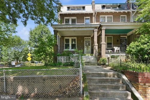 1300 Trinidad Ave Ne, WASHINGTON, DC, 20002-3828 | Card Image