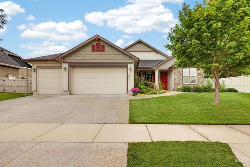 1212 White Horse Ridge Dr, Middleton, ID, 83644-4734 | Card Image