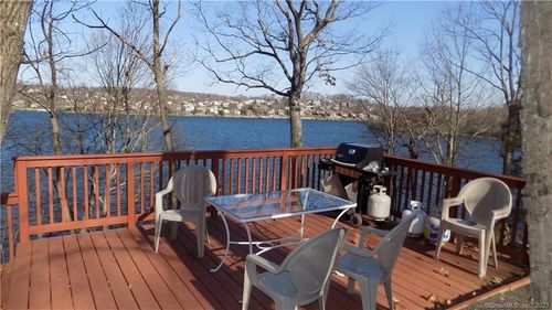 3 Partridge Ln, New Fairfield, CT, 06812-3518 | Card Image