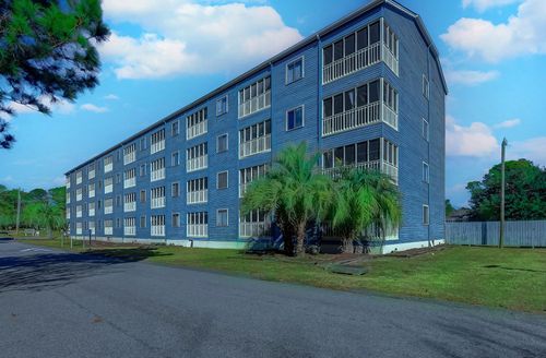 203a-4015 Fairway Dr, Little River, SC, 29566-8048 | Card Image