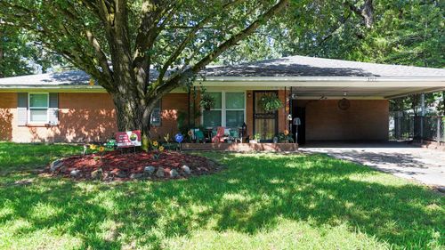 3702 Fair Oaks Dr, Pine Bluff, AR, 71603-6230 | Card Image