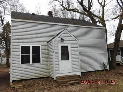 505 Selma St, Eau Claire, WI, 54703-1547 | Card Image