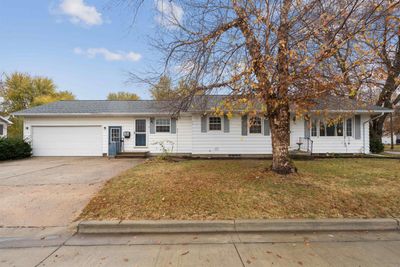 906 Poplar Street, House other with 2 bedrooms, 1 bathrooms and null parking in LaPorte City IA | Image 1