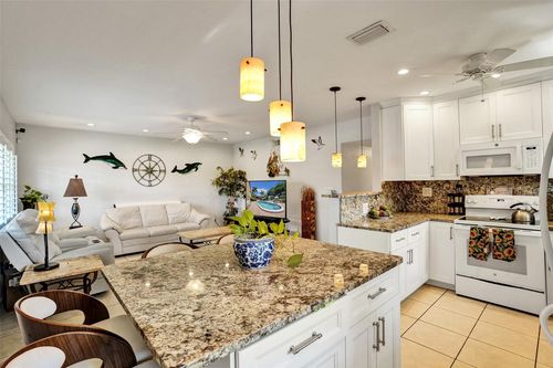 5-2000 Ne 33rd St, Lighthouse Point, FL, 33064-7504 | Card Image