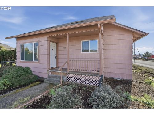 108 W 1st St, Canby, OR, 97013-9148 | Card Image