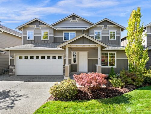 221 Jeff St, Mount Vernon, WA, 98274-8810 | Card Image