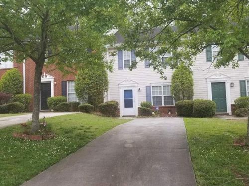 1366 Hollenbeck Ln, Riverdale, GA, 30296-7108 | Card Image