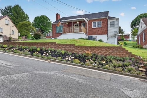 765 Henry St., Marion, VA, 24354 | Card Image