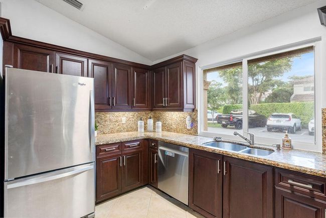 6798 Via Regina, Condo with 3 bedrooms, 3 bathrooms and null parking in Boca Raton FL | Image 10