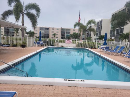 apt-403-1024 4th Ave, Dania Beach, FL, 33004-5235 | Card Image