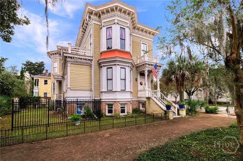 123 W Gwinnett St, Savannah, GA, 31401-5583 | Card Image