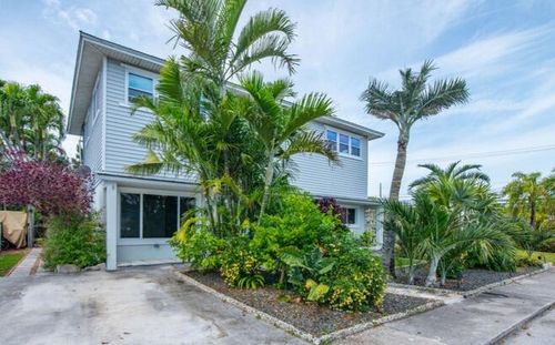 1006 16th Ter, Key West, FL, 33040-4247 | Card Image
