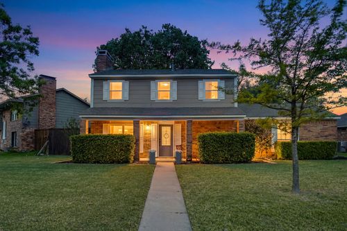 1221 Columbine Dr, Garland, TX, 75043-1820 | Card Image