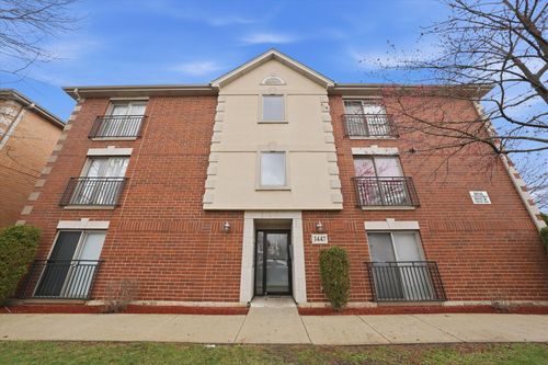 104-3447 Ridgeland Ave, Berwyn, IL, 60402-5468 | Card Image