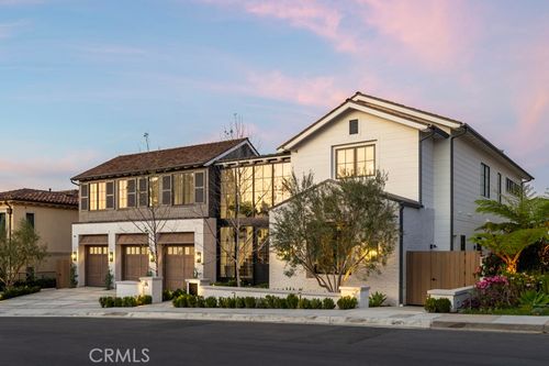 8 Cherry Hills Ln, Newport Beach, CA, 92660-5118 | Card Image