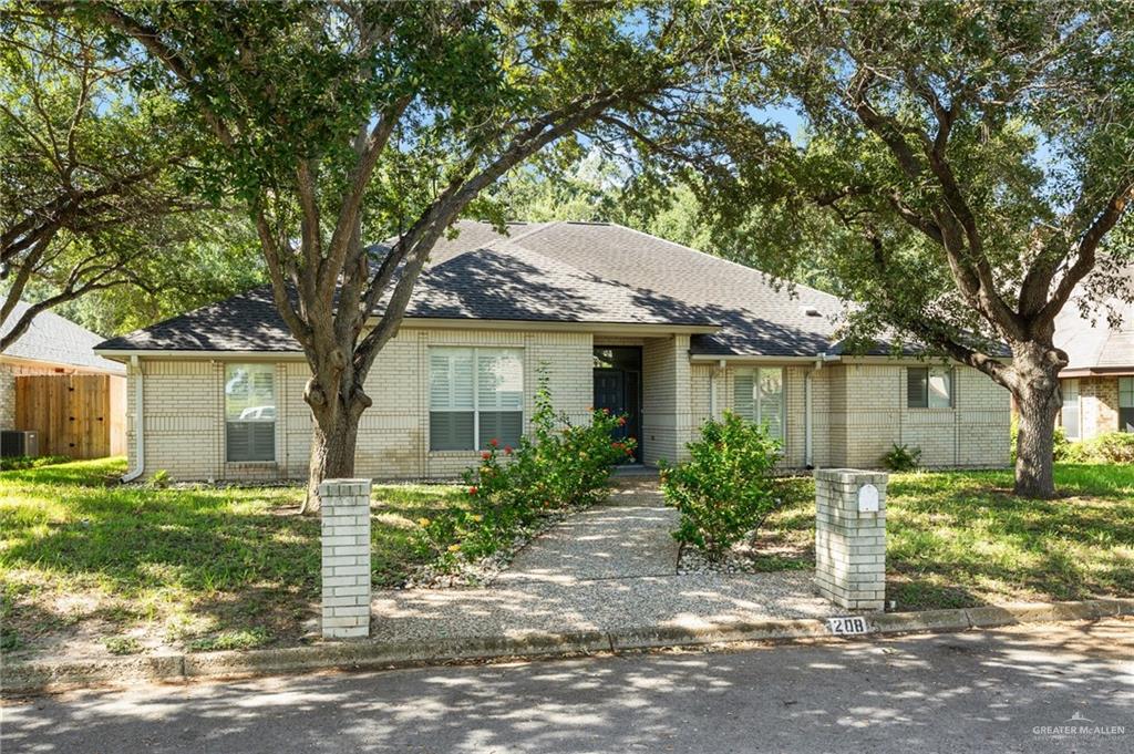 Lark Ave, Mcallen, TX 78504