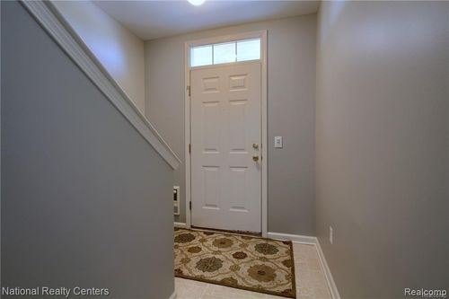 39637 Springwater Dr, Northville, MI, 48168-3963 | Card Image