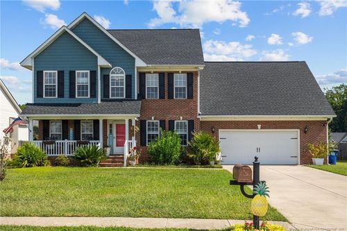 195 Hogart St, Raeford, NC, 28376-6614 | Card Image