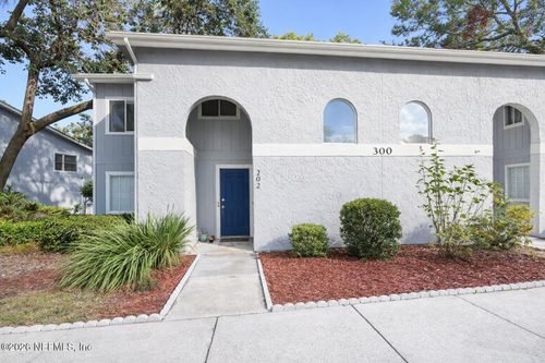 302-3270 Ricky Dr, Jacksonville, FL, 32223-7821 | Card Image