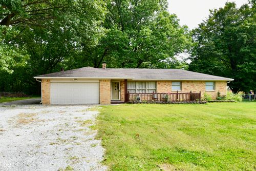 2051 N Avon, Avon, IN, 46123 | Card Image