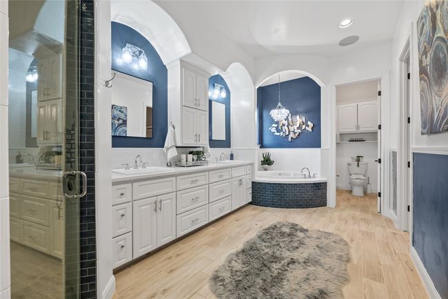 3810 Pawnee Pass, House other with 4 bedrooms, 4 bathrooms and 6 parking in Austin TX | Image 16