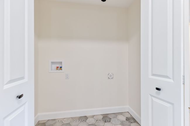 94C Frontenac Cres, House attached with 3 bedrooms, 3 bathrooms and 1 parking in Deep River ON | Image 13