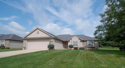 315 Laurelwood Lane, Kendallville, IN, 46755-9367 | Card Image