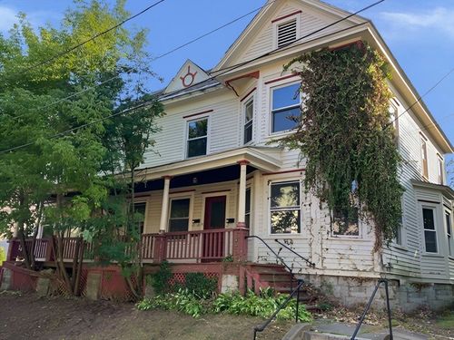 11-15 Perry St, North Adams, MA, 01247-1407 | Card Image