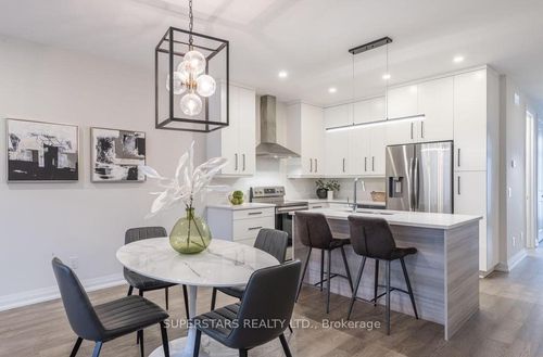 16-8974 Willoughby Dr, Niagara Falls, ON, L2G0Y7 | Card Image