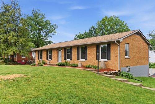 168 Peachtree Rd, Versailles, KY, 40383-9117 | Card Image