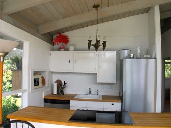 6 Trails End, House other with 4 bedrooms, 3 bathrooms and 2 parking in Chilmark MA | Image 9