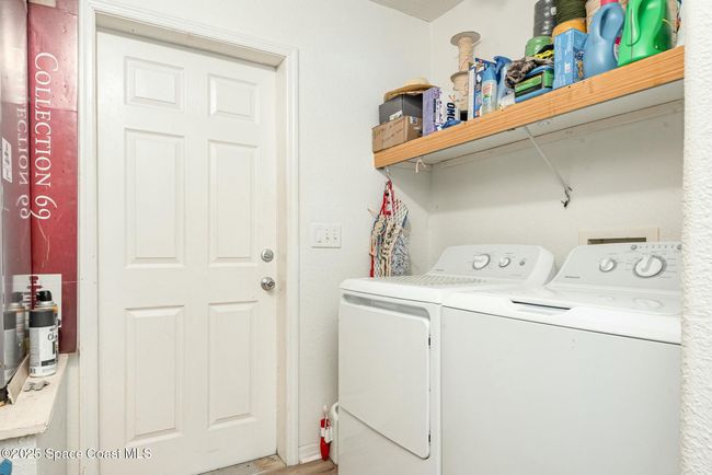 3404 Kilbee St, House other with 3 bedrooms, 2 bathrooms and null parking in Mims FL | Image 22