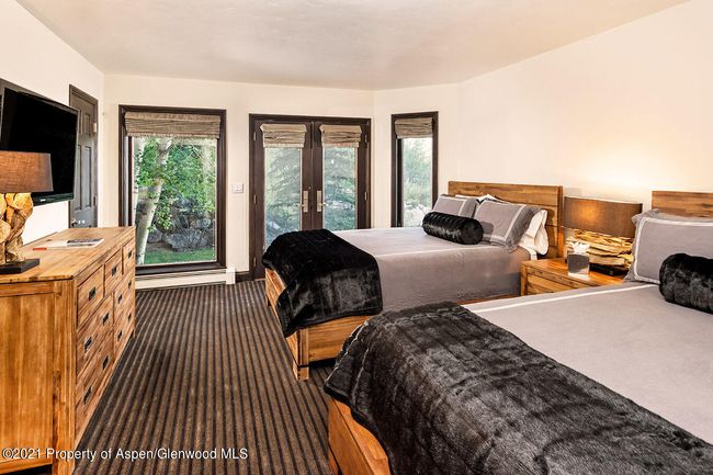 572 N Starwood Dr, House other with 5 bedrooms, 8 bathrooms and 2 parking in Aspen CO | Image 19