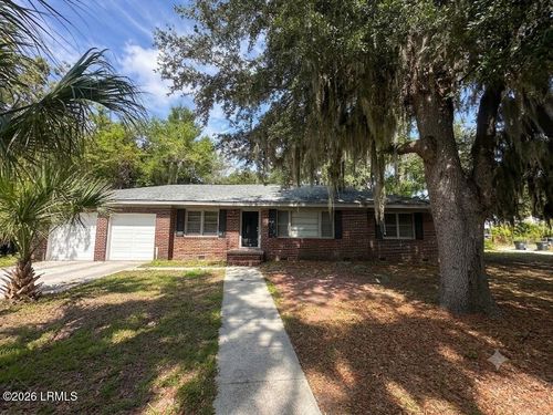 500 Pilot St, Beaufort, SC, 29902-4830 | Card Image